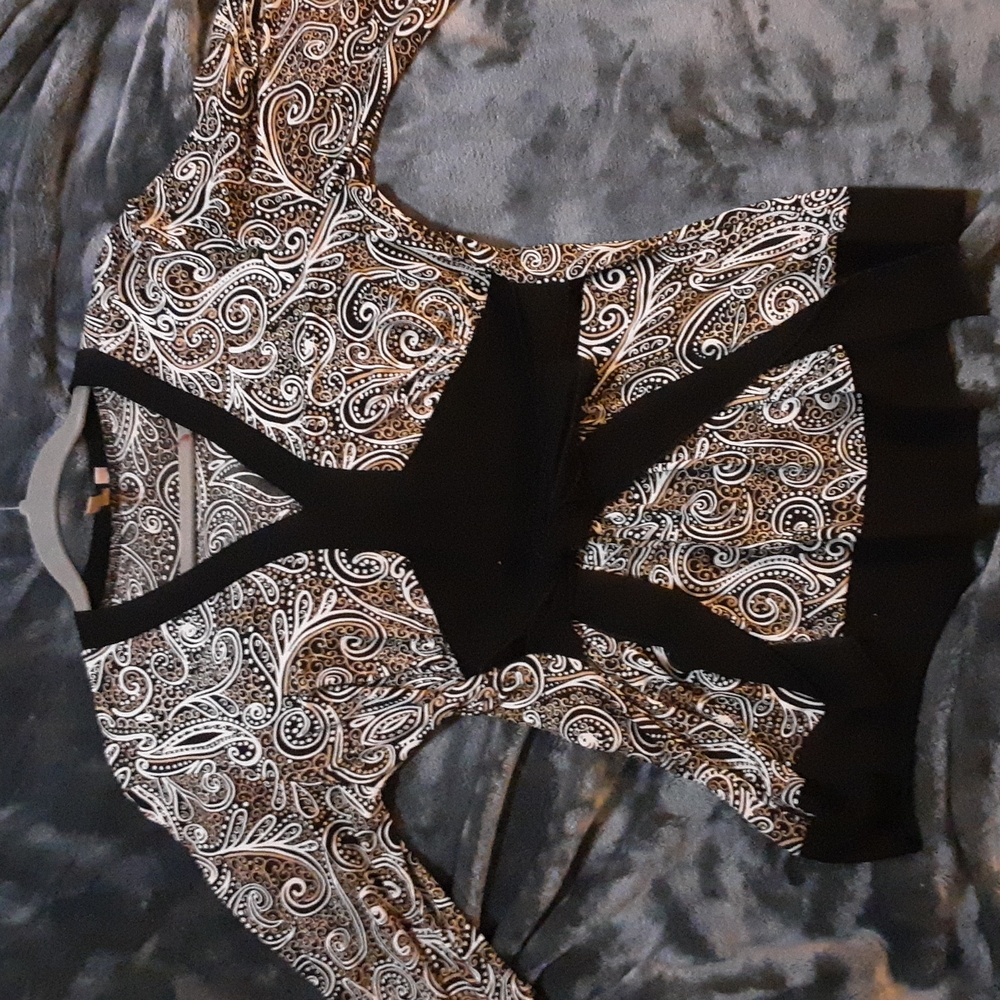 Susan Lawrence large top